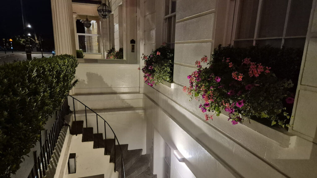 Lighting scheme in basement well of terrace in Belgravia